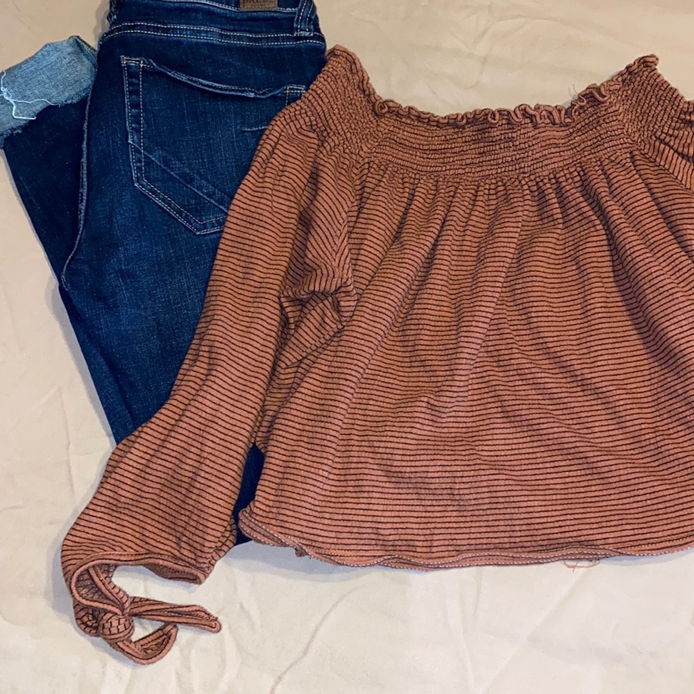 ❄️3/$15 SALE: Free People Striped Crop top
